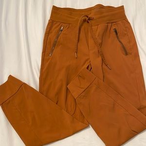 Athleta Trekkie North Jogger